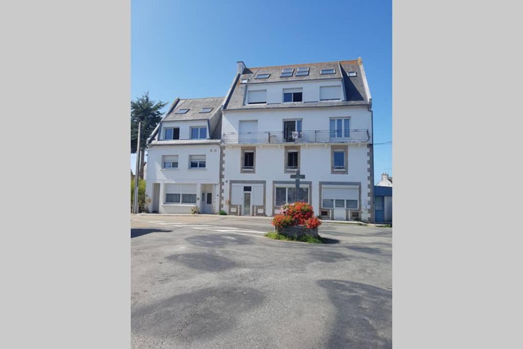 A Deux Pas Du Port De Locquirec Apartment Bagian luar foto